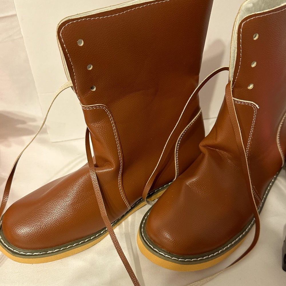 Women’s vintage boots